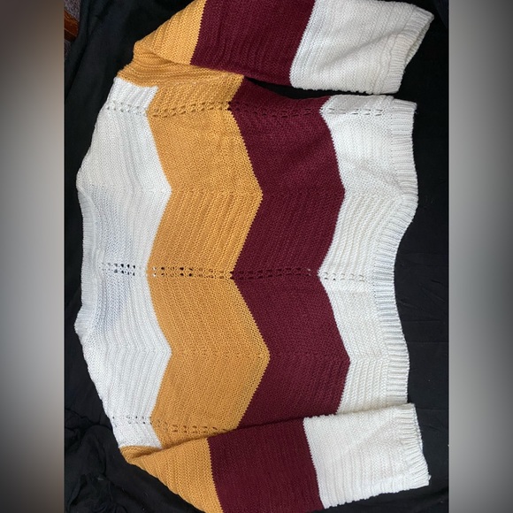 Luv link cropped sweater size medium - Picture 10 of 12